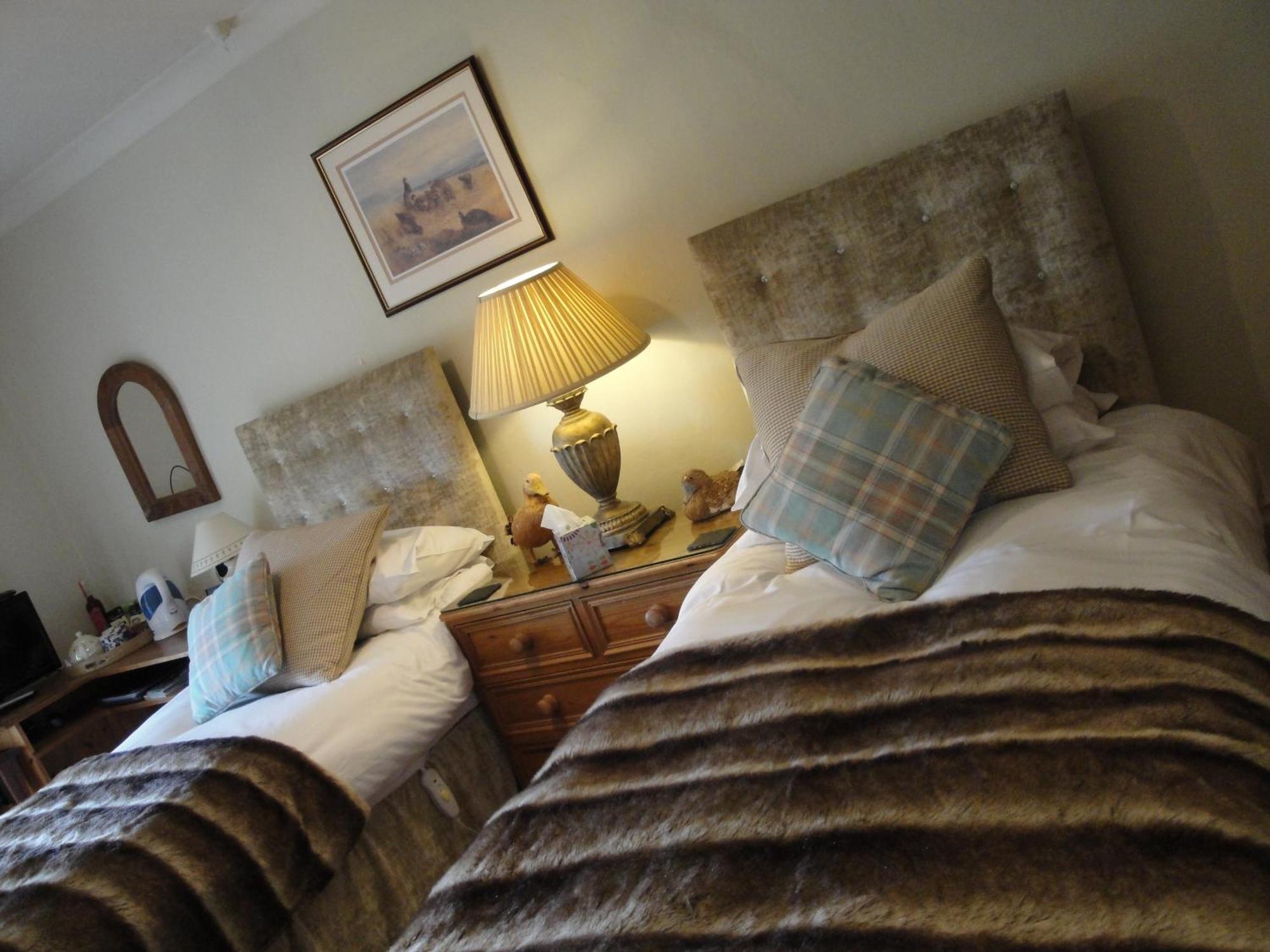 Cary Fitzpaine House Bed & Breakfast Babcary Room photo
